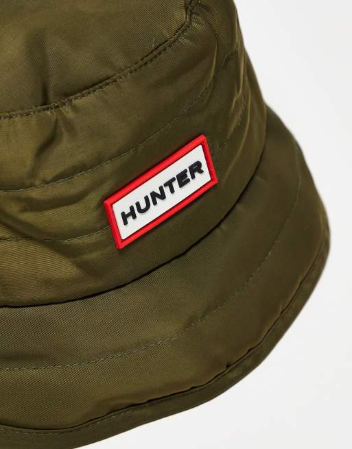 Hunter quilted logo bucket hat in khaki