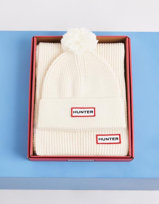 Hunter set de regalo de gorro y bufanda en blanco, 2 de 3