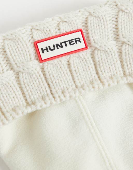 Hunter tall cable knit boot sock in white, 2 of 3