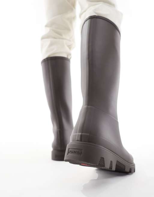Hunter Unisex Downpour tall wellington boot in chocolate brown