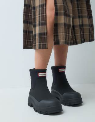 Utilitarian 3