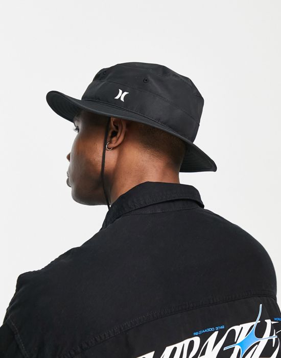 https://images.asos-media.com/products/hurley-small-logo-bucket-hat-in-black/201263774-3?$n_550w$&wid=550&fit=constrain