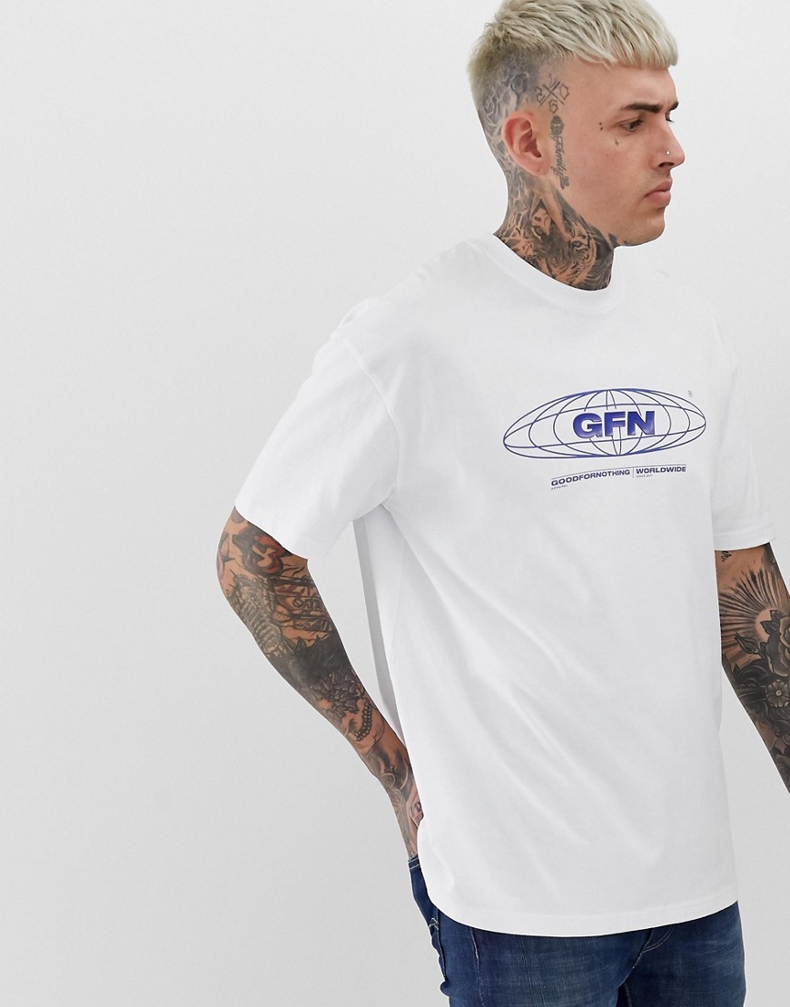 Hvid oversized t-shirt med globe logo fra Good For Nothing