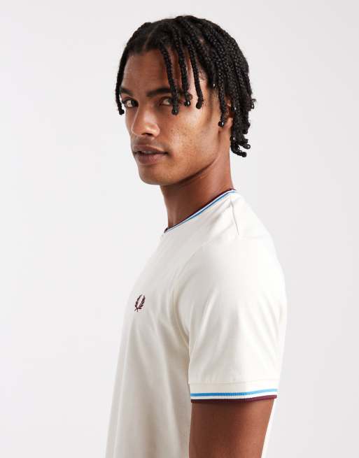 Hvid T-shirt med dobbeltfarvet kant fra Fred Perry, 4 af 5