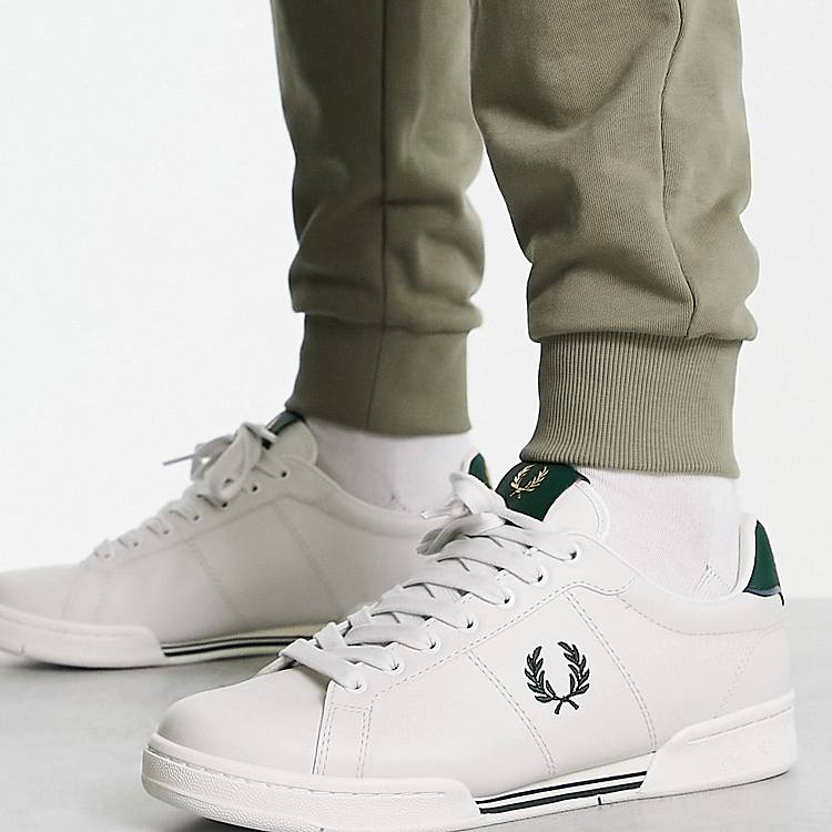 Hvide sneakers i fra Perry B722 | ASOS