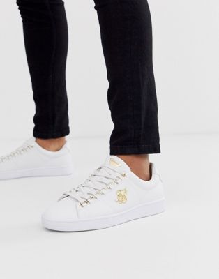 Hvide sneakers med guld logo fra Siksilk