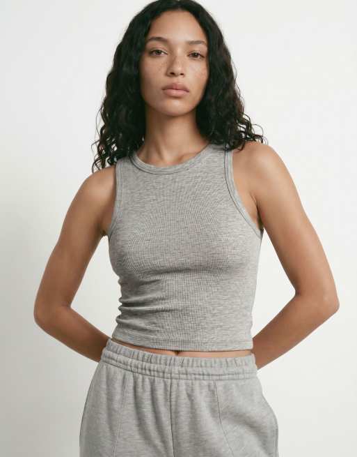 HYPEDROP Felicia top sin mangas corto de cuello redondo y corte ajustado en gris claro jaspeado, 2 de 6