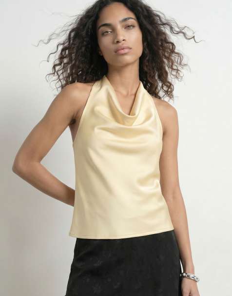HYPEDROP – Neckholder-Top in der Farbe Anise Flower - view 1
