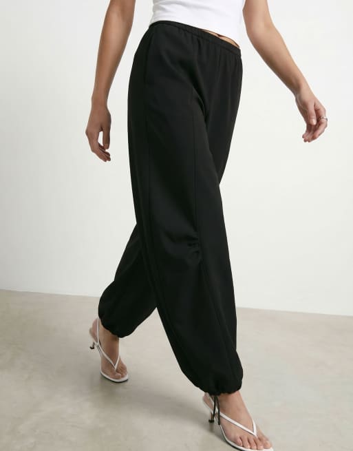 HYPEDROP Trousers in black1, 2 of 5