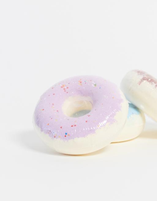 I Heart Revolution Blackcurrant Frosted Bath Fizzer, 4 of 4