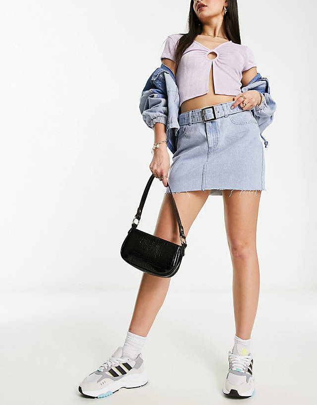 I Saw It First - belted denim mini skirt in blue