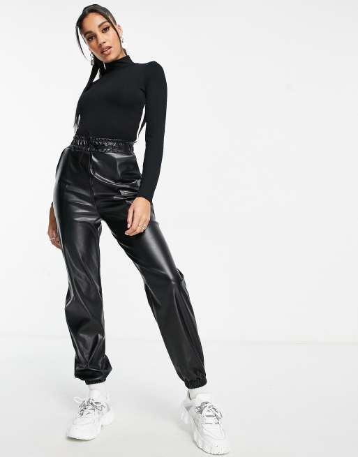 I Saw It First - Joggers neri in ecopelle PU