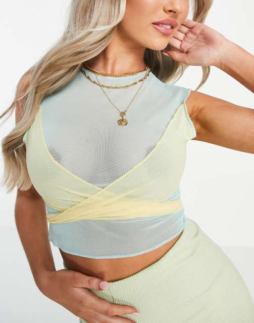 I Saw It First – Kurzes Wickel-Top aus Netzstoff in Pastellfarbe