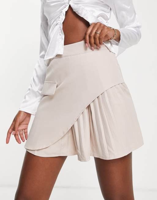 I Saw It First mini skirt with pleat detail in stone, 3 of 4
