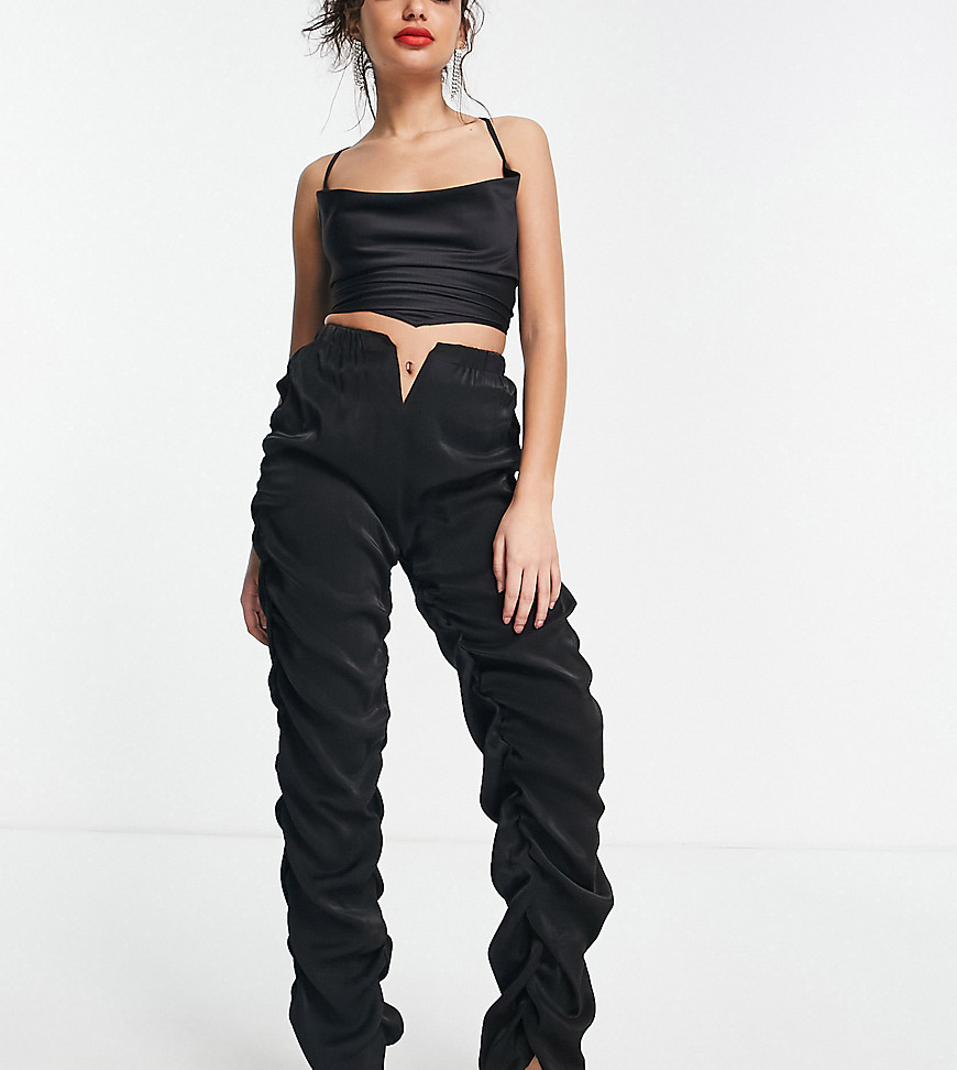 I Saw It First Petite keyhole ruched v front pants in black