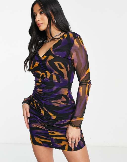 I Saw It First Petite - Rynket minikjole i mesh med zebraprint