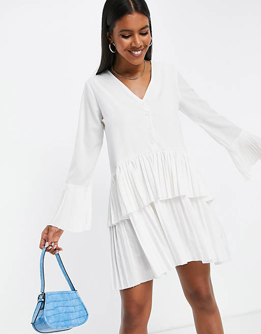 I Saw it First pleated swing dress in white