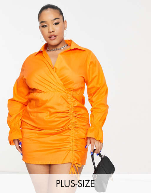 I Saw It First Plus - Orange skjortekjole med rynker i siden