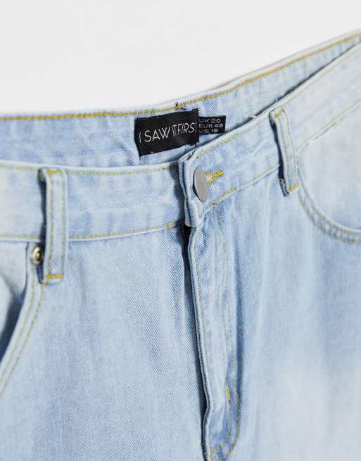 I Saw It First Plus raw hem high waist mom shorts in light wash blue, 2 of 4