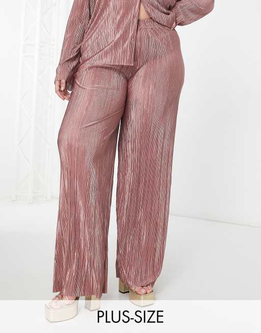 I Saw It First Plus textured velvet plisse pants in blush part