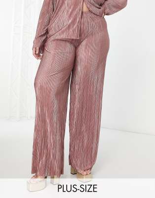 I Saw It First Curve I Saw It First Plus textured velvet plisse trousers co-ord in blush-Pink