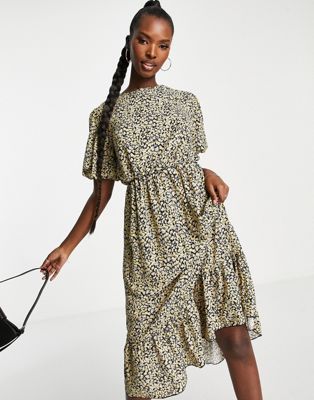 I Saw It First puff sleeve smock midi dress in yellow ditsy floral