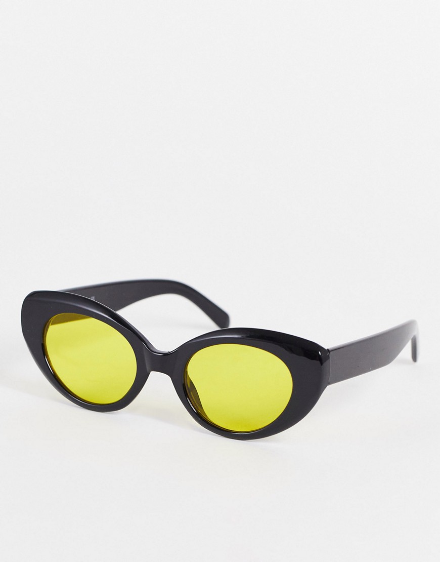 I Saw It First rounded cat eye sunglasses in black and yellow