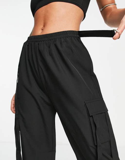  I Saw It First utility cargo trousers in black, 3 of 4