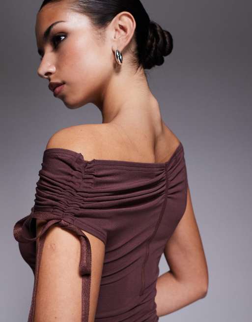 I.AM.GIA - Asha - Robe courte près du corps froncée à épaules dénudées avec liens - Chocolat, 3 de 4