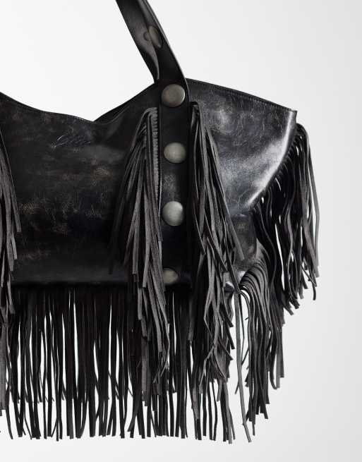 I.AM.GIA - Chroma - Sac porté épaule oversize en imitation cuir texturé à franges et clous - Noir délavé, 4 de 4