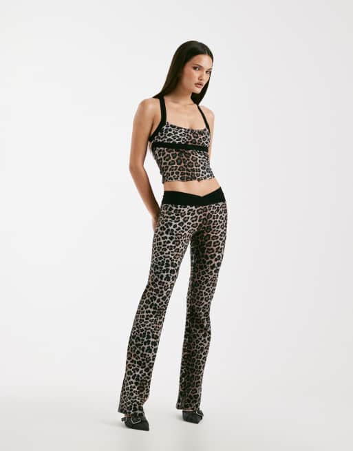I.AM.GIA - Cobi - Ensemble top dos nu et pantalon évasé à taille sculptante contrastante - Imprimé léopard