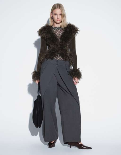 I.AM.GIA Cressida gilet zippé en maille compacte avec bordure imitation fourrure en olive, 2 de 4