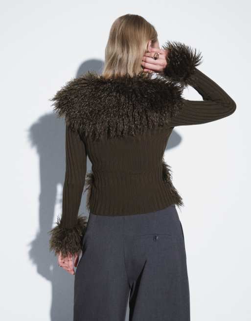I.AM.GIA Cressida gilet zippé en maille compacte avec bordure imitation fourrure en olive, 3 de 4