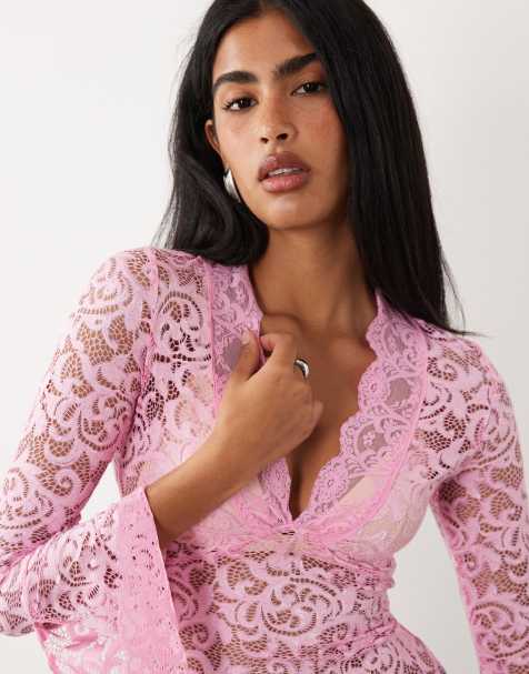 I.AM.GIA - Gemma - Top in pizzo rosa confetto semitrasparente con scollo profondo e maniche lunghe svasate - view 1