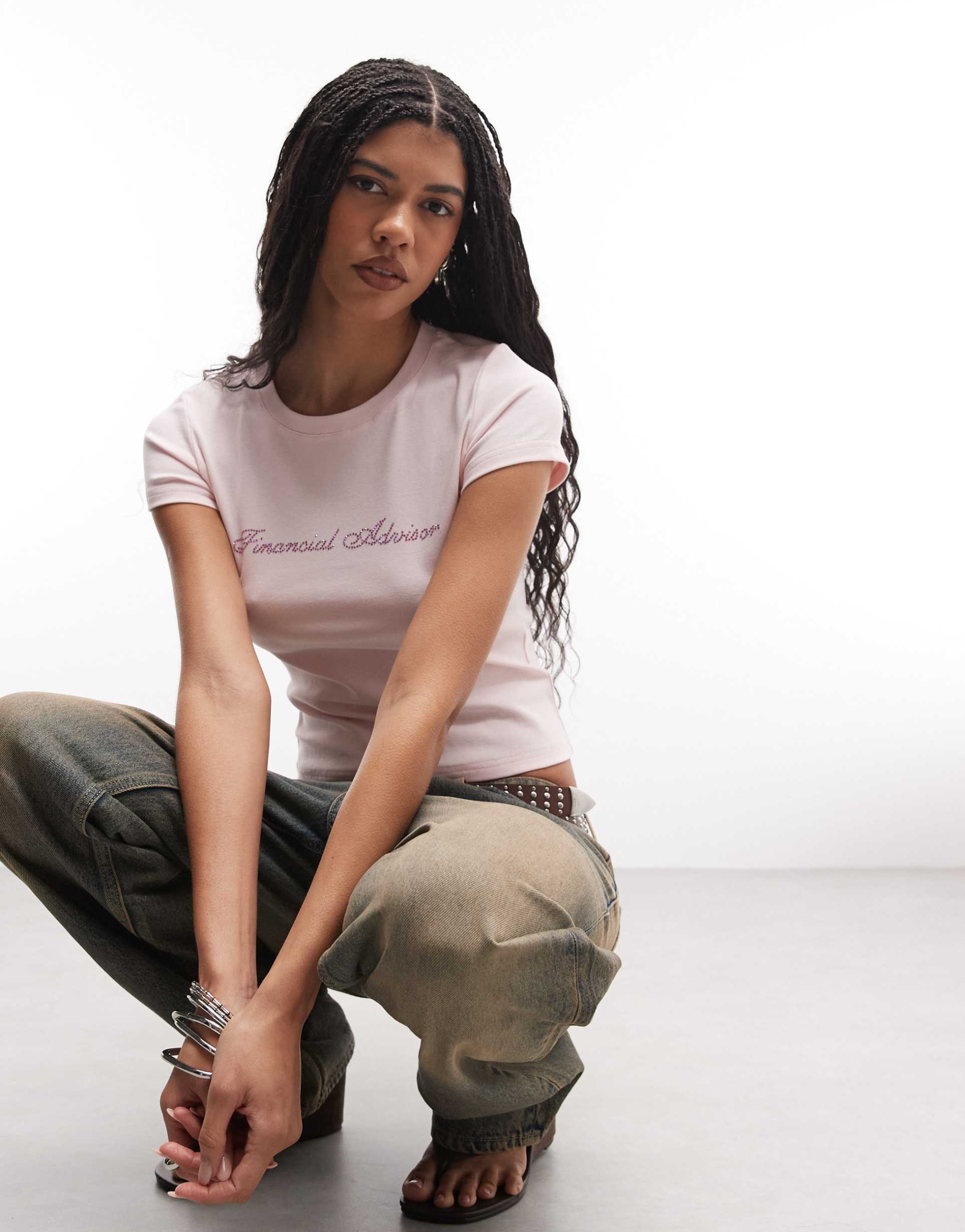 i.am.gia odezia 'financial advisor' rhinestone graphic cap sleeve fitted tee in baby pink