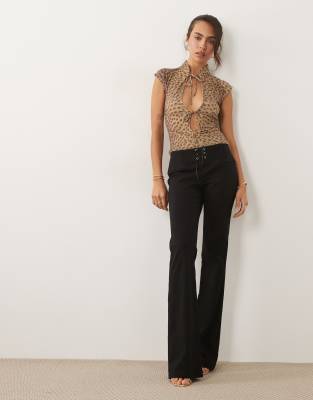 I.am.gia Seraya Stretch Woven Mid Rise Wide Leg Lace-up Detail Pants In Black