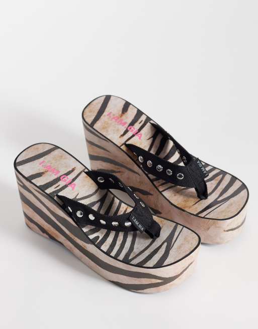 I.AM.GIA Shelby 2.0 studded platform wedge flip flops co-ord in zebra print, 2 of 4