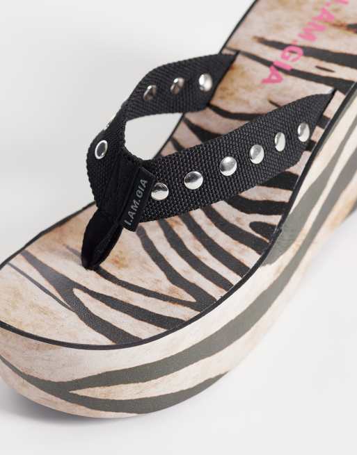I.AM.GIA Shelby 2.0 studded platform wedge flip flops co-ord in zebra print, 3 of 4