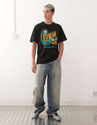 Icecream Convenience T-shirt In Black