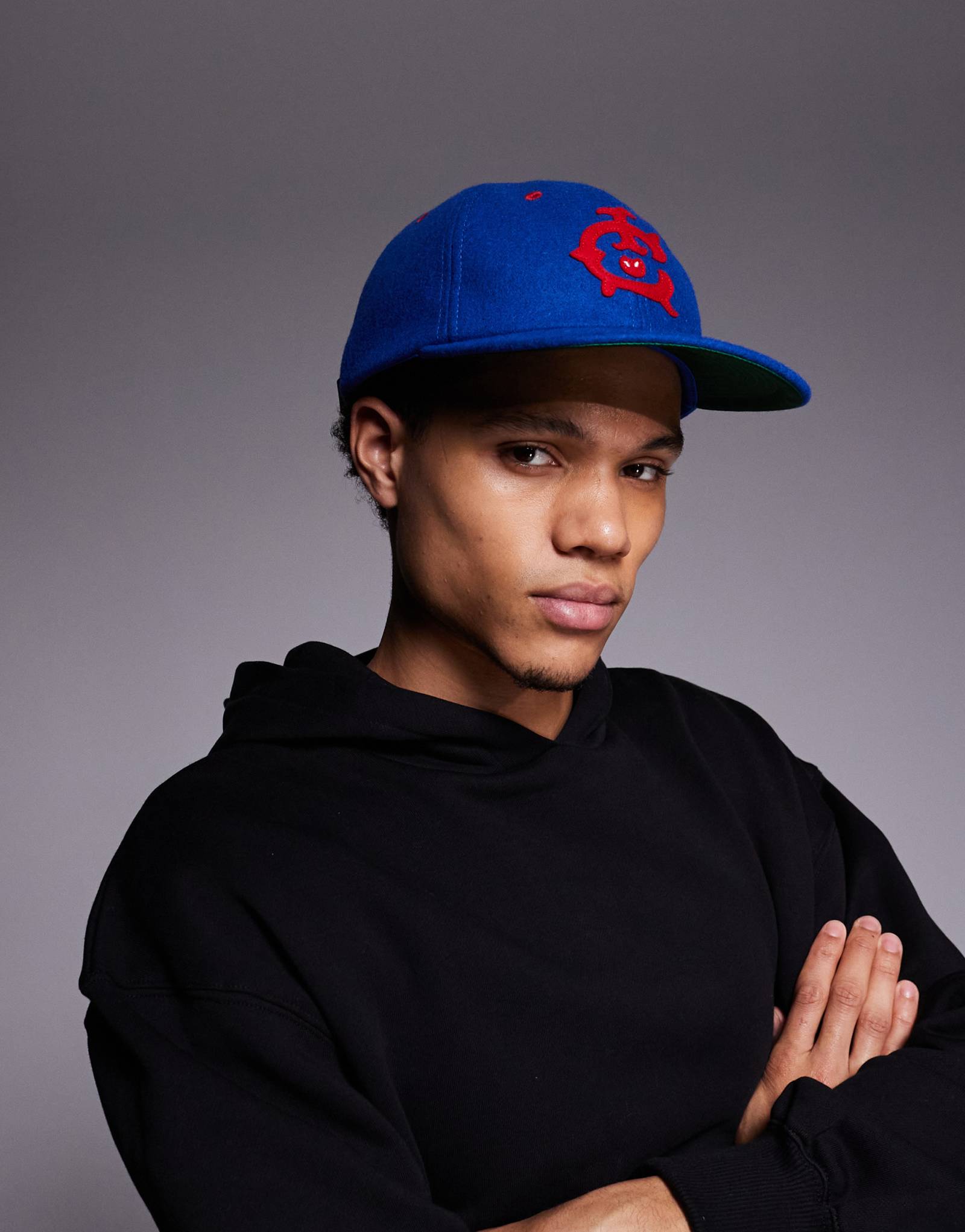 Бейсболка ICECREAM team IC с шестью панелями синего цвета