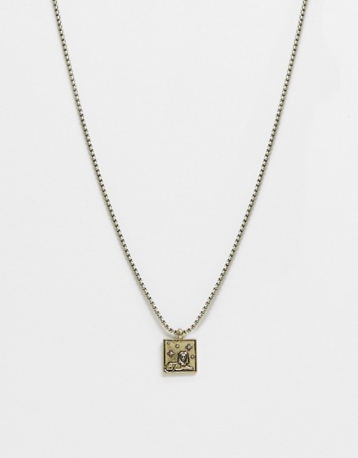 Icon Brand neckchain in gold with square lion pendant