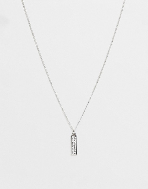 Icon Brand neckchain in silver with textured tag pendant