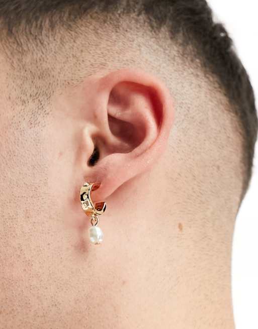Icon Brand - Seasonal - Oorbellen met parelhangertje in goud