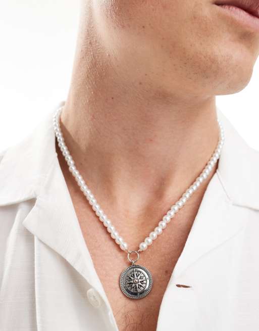 Icon Brand - Seventies City - Ketting met imitatieparels en kompashanger in zilverkleur
