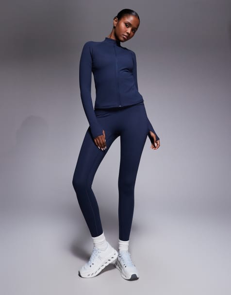 Icon - Ensemble de yoga en tissu doux - Bleu nuit - view 1