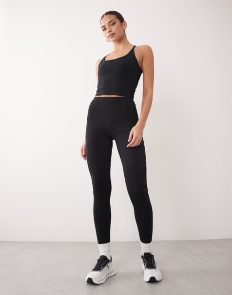 Icon - Ensemble de yoga en tissu doux - view 1