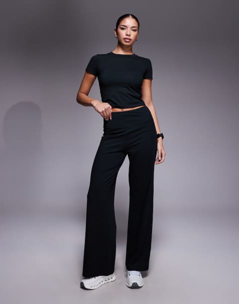 Icon soft touch studio set in black - view 1