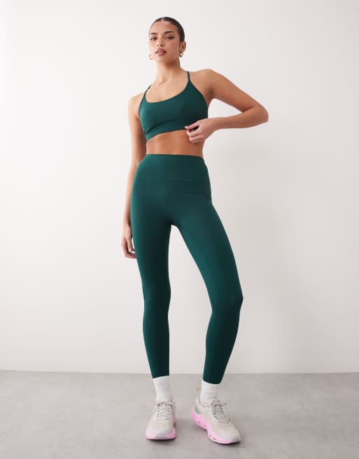 Icon Studio - Set morbido al tatto colore sempreverde