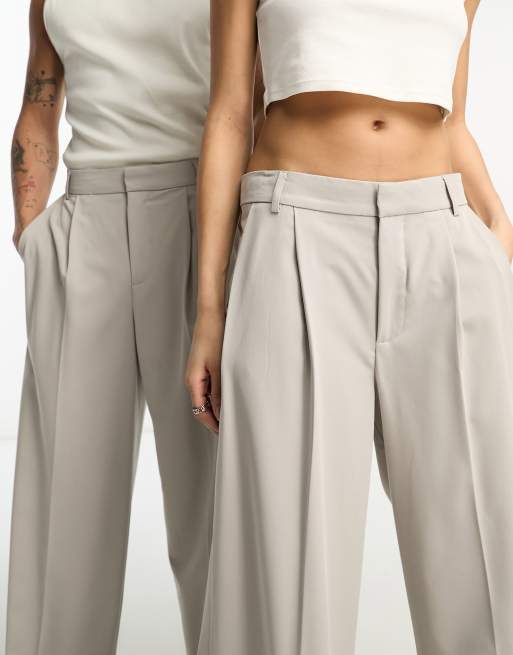 IIQUAL unisex high waisted tailored wide leg trousers in grey