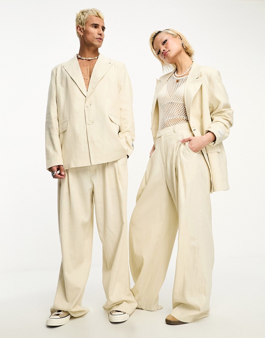 IIQUAL unisex linen straight leg trousers co-ord in cream-White